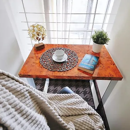 408 W Pieciogwiazdkowym Royal Tulip Plaza 200 M Dobruk Apartment *